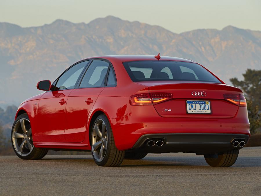  Audi S4 Sedan (B8, 8K) 2012 года  (NA) (фото 18 из 21)